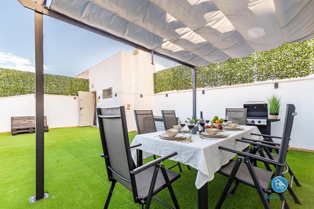 Paseo de la Salud Apartments - HomeAbroad Málaga Exterior foto
